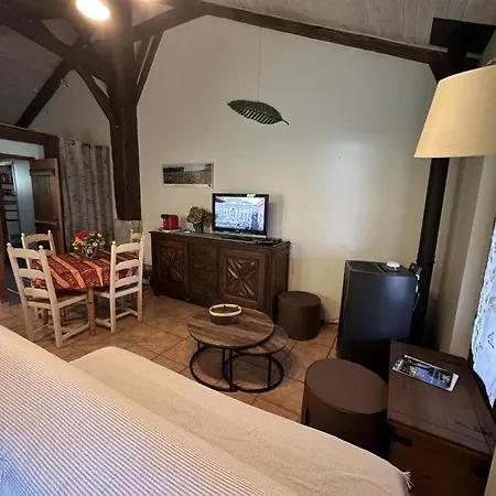 Bergerie De Laugeron 1 Vakantiehuis *
