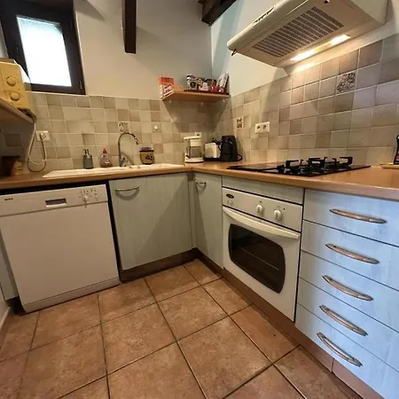 Vakantiehuis Bergerie De Laugeron 1 *